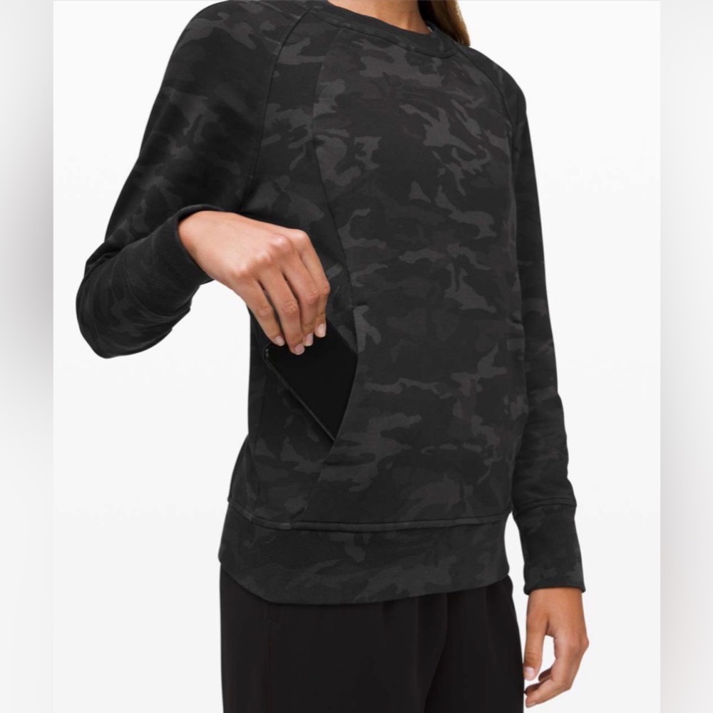 Lululemon Scuba Crew
Incognito Camo Multi Grey (Second Release)